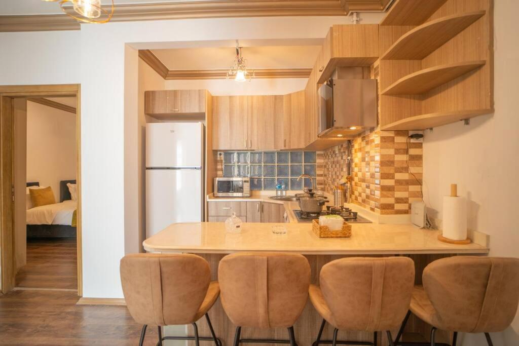 2 Bedroom Apt Near Fatih Mosque * Istambul